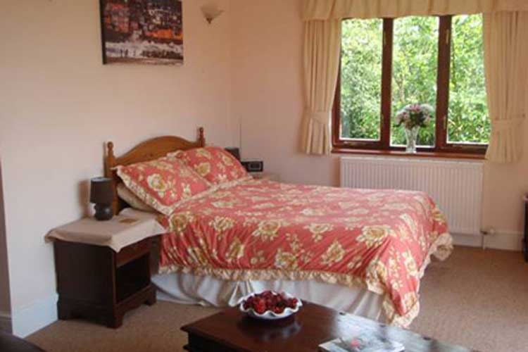 Skerries Bed and Breakfast - Image 2 - UK Tourism Online