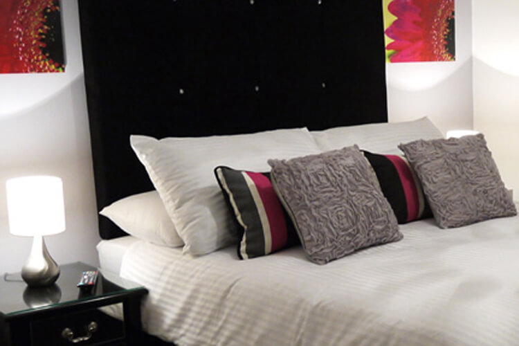Thirtyfive B & B - Image 2 - UK Tourism Online