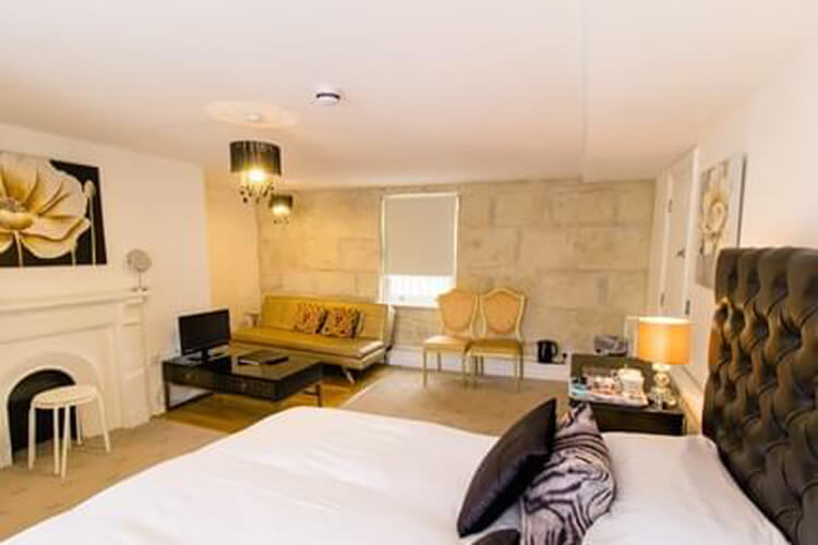 Thirtyfive Bed and Breakfast - Image 1 - UK Tourism Online