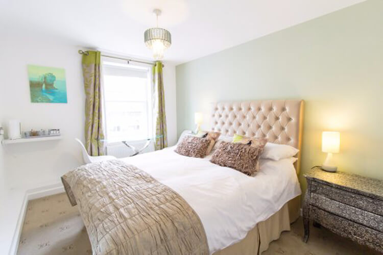 Thirtyfive Bed and Breakfast - Image 4 - UK Tourism Online
