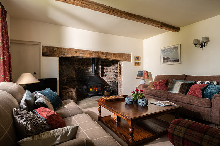 Tincleton Lodge & Rose Cottage - Image 2 - UK Tourism Online