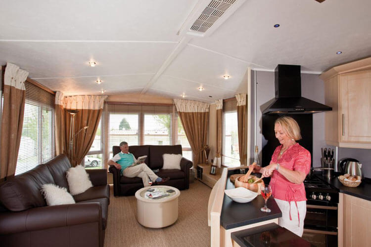 Ulwell Cottage Caravan Park - Image 3 - UK Tourism Online