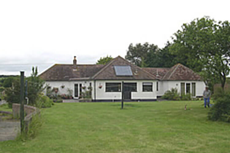 West Acres Bed and Breakfast - Image 1 - UK Tourism Online