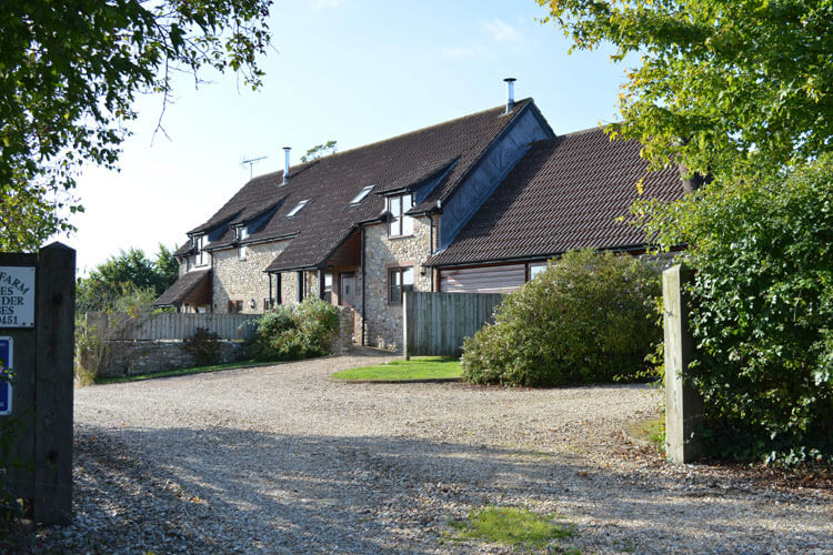 Westover Farm Cottages - Image 1 - UK Tourism Online