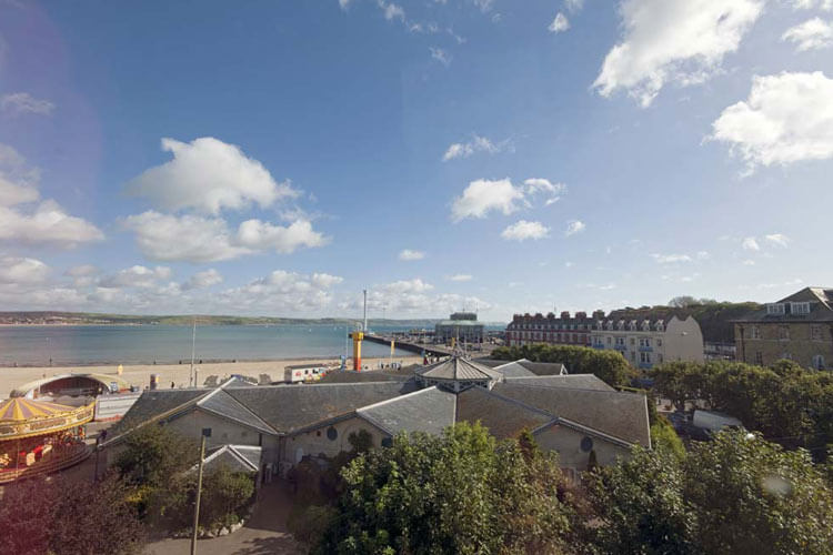 Whitesands Seafront Apartments - Image 5 - UK Tourism Online