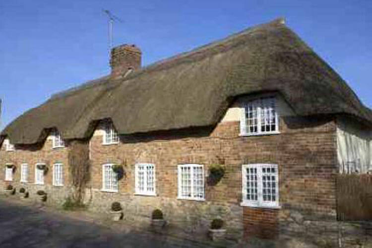 Yalbury Cottage - Image 1 - UK Tourism Online