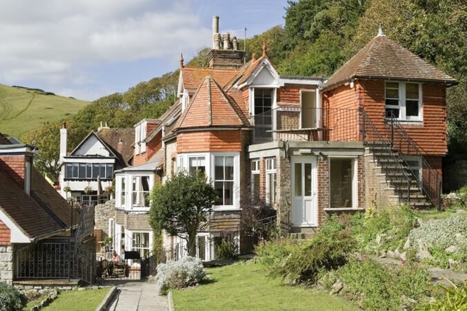 Establishment Photo of Bishops Cottage - UK Tourism Online