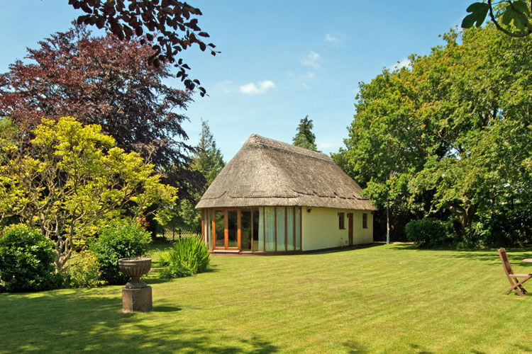 Dorset Holiday Cottages slide 2