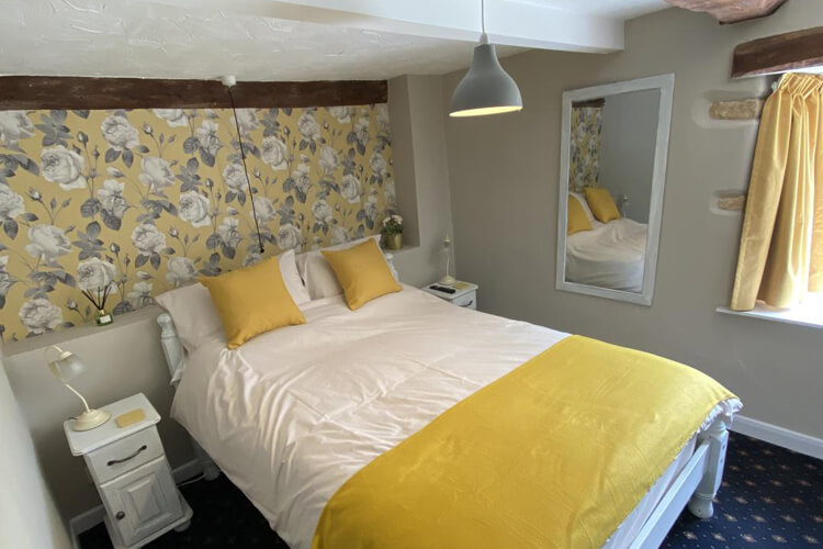 Black Horse Inn - Image 1 - UK Tourism Online