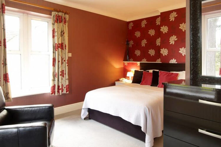 Charlton Kings Hotel - Image 2 - UK Tourism Online