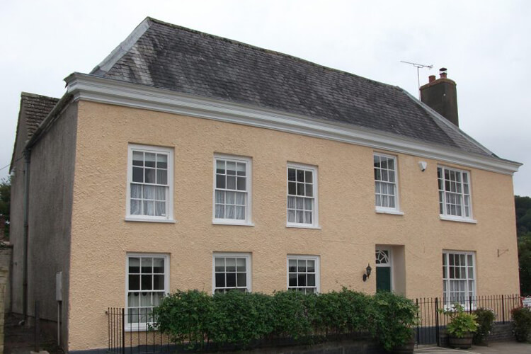 Chipping House Holiday Home in WottonunderEdge