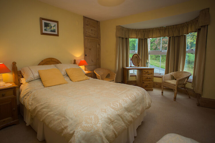 Dryslade Farmhouse Bed & Breakfast - Image 3 - UK Tourism Online