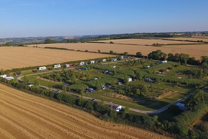 Field Barn Park Thumbnail | Bourton-on-the-Water - Gloucestershire | UK Tourism Online