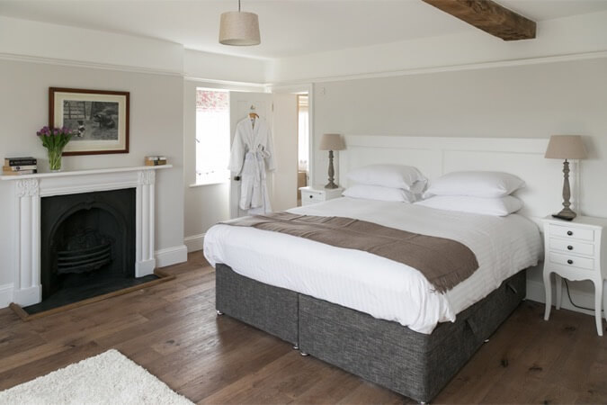 Hammonds Farm Bed & Breakfast Thumbnail | Stroud - Gloucestershire | UK Tourism Online