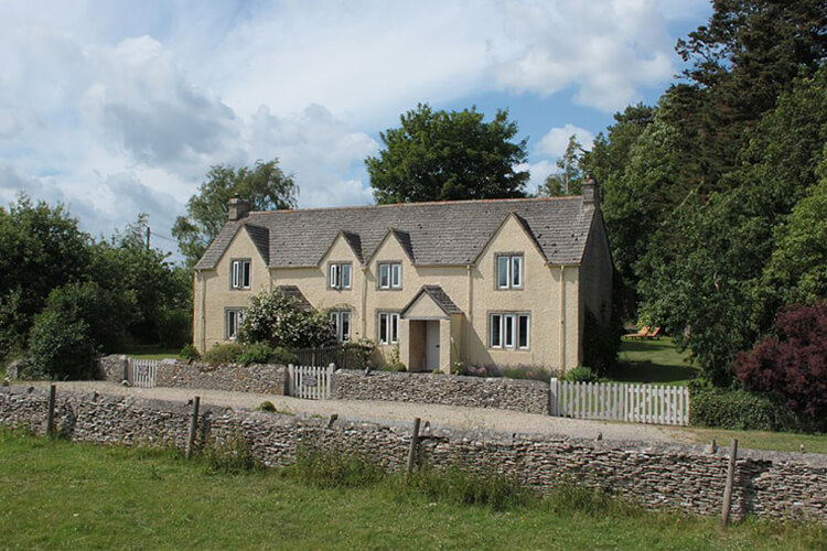 Hartwell Farm Cottages - Image 1 - UK Tourism Online