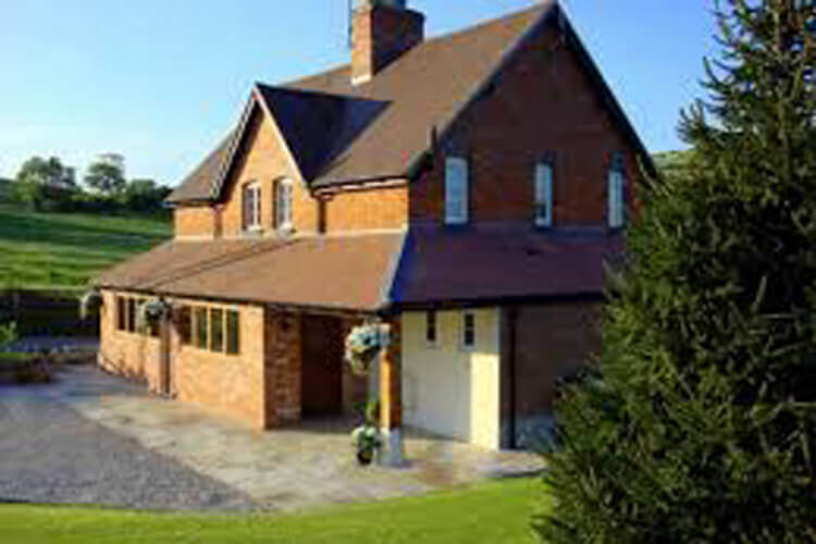 Hill Farm Cottages - Image 1 - UK Tourism Online