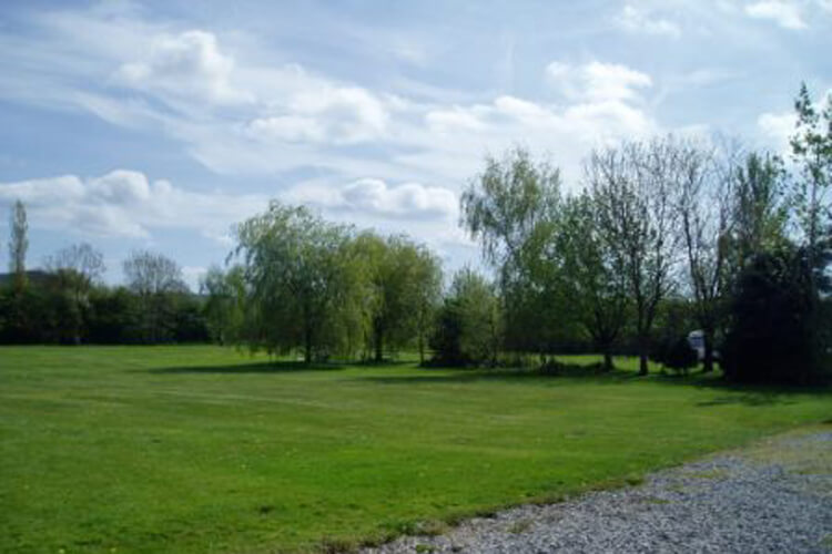 Hogsdown Farm Caravan and Camping Park - Image 4 - UK Tourism Online