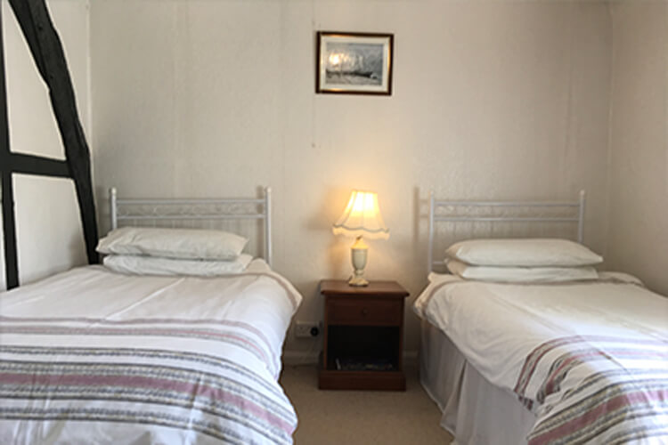 Manor Cottage Guest House - Image 4 - UK Tourism Online