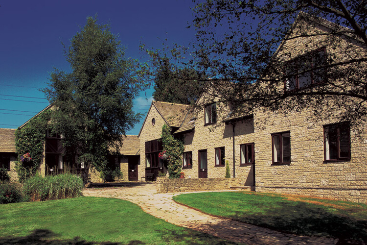 Seven Springs Holiday Cottages - Image 1 - UK Tourism Online