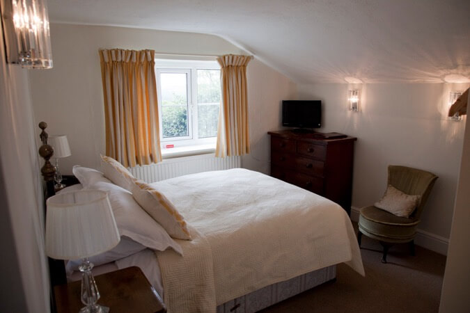 The Amberley Inn Thumbnail | Stroud - Gloucestershire | UK Tourism Online