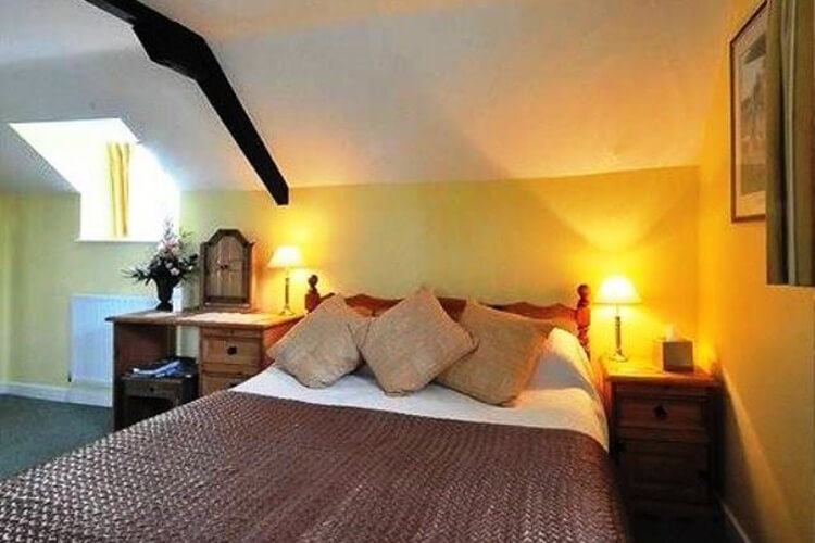 The Plough Inn at Ford - Image 2 - UK Tourism Online
