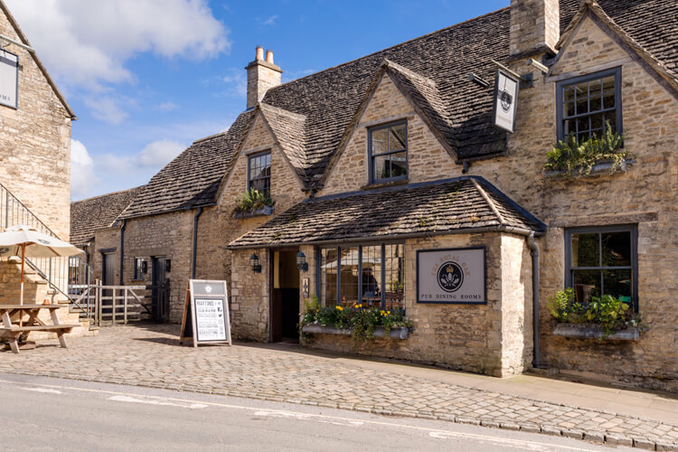 The Royal Oak Tetbury - Image 1 - UK Tourism Online