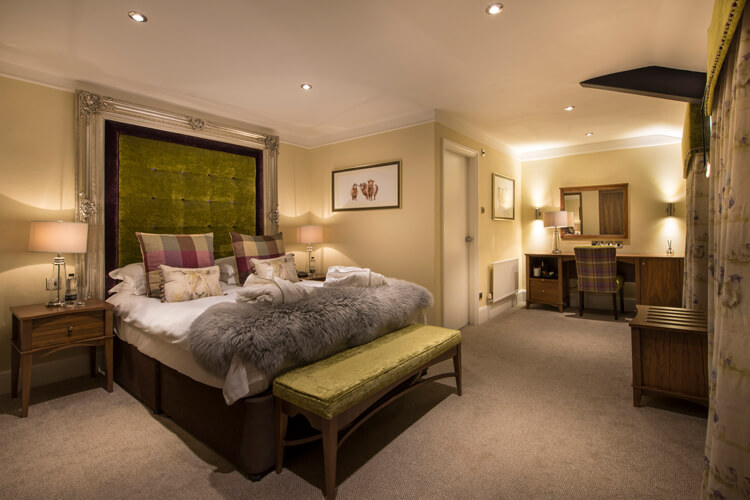 The White Hart Royal Hotel - Image 2 - UK Tourism Online