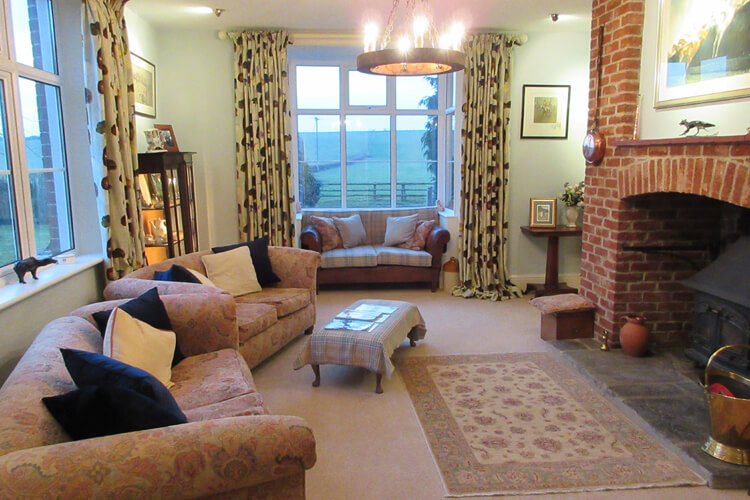 Town Street Farm Bed & Breakfast - Image 2 - UK Tourism Online