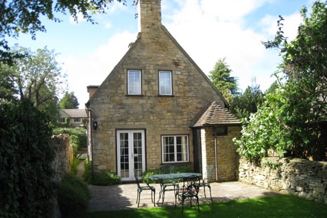 Weston Park Holiday Cottages Thumbnail | Chipping Campden - Gloucestershire | UK Tourism Online