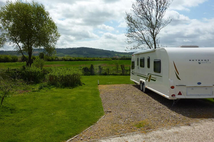 Winchcombe Camping and Caravaning Site (Aldertone, Tewkesbury) - Image 4 - UK Tourism Online