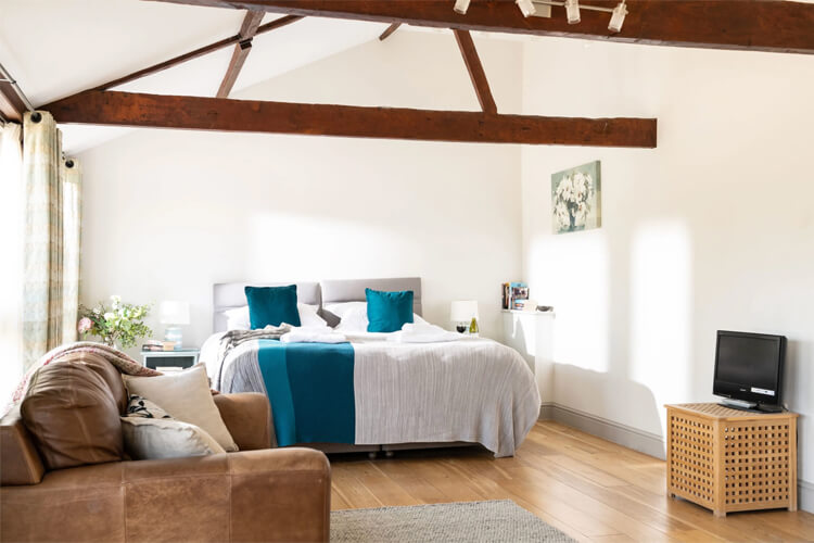 Allerford Barns - Image 3 - UK Tourism Online