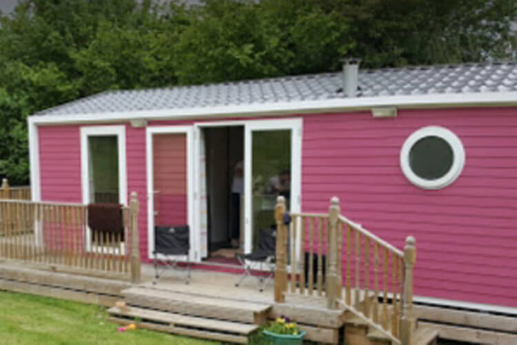 Ashe Farm Caravan & Campsite - Image 2 - UK Tourism Online