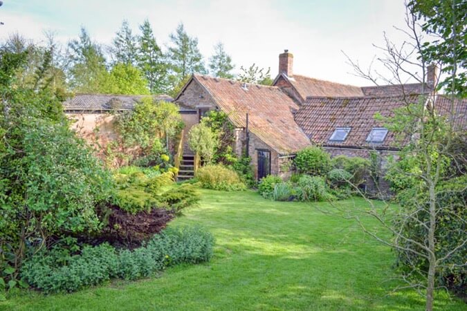 Bashfords Farmhouse Thumbnail | Taunton - Somerset | UK Tourism Online