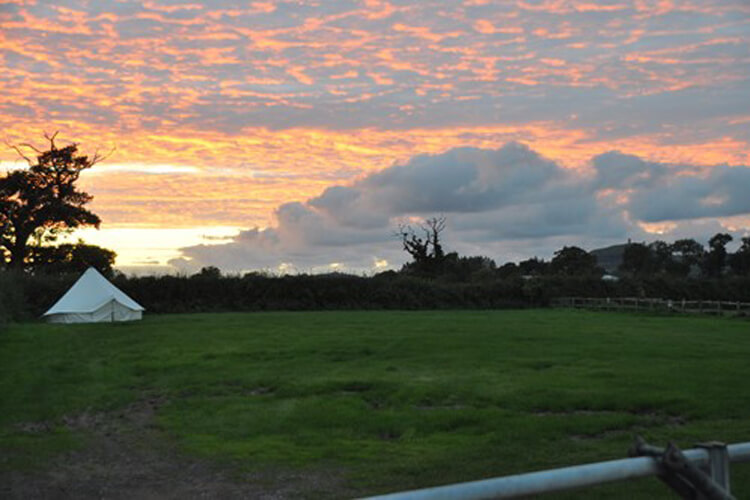 Bridge Farm Campsite - Image 1 - UK Tourism Online