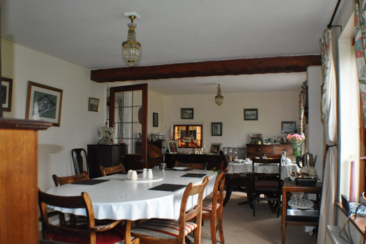 Burnt House Farm - Image 3 - UK Tourism Online