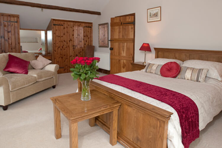 Church Farm Barn - Image 3 - UK Tourism Online