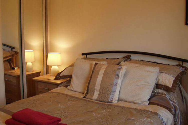 Crossover House Bed and Breakfast - Image 3 - UK Tourism Online