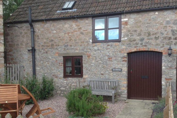 Dunnett Farm Cottages - Image 1 - UK Tourism Online