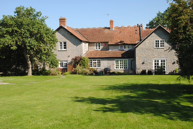 Gray Manes - Image 1 - UK Tourism Online