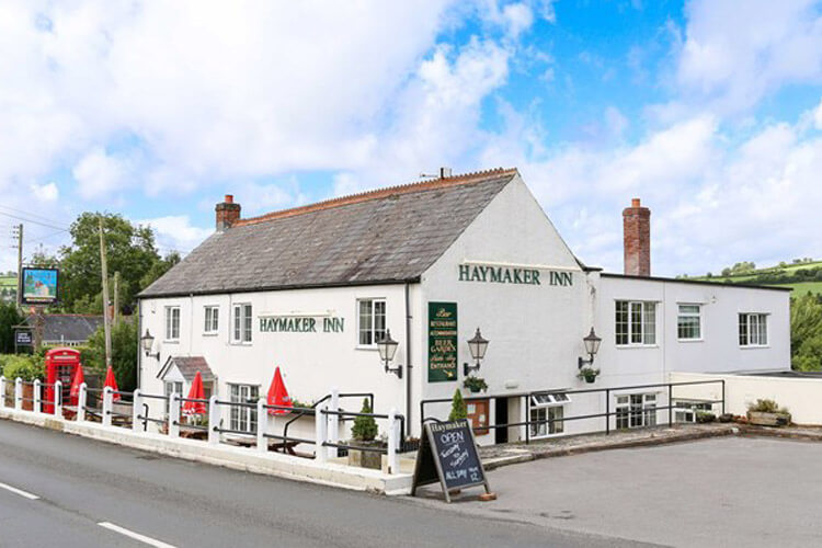 The Haymaker Inn - Image 1 - UK Tourism Online