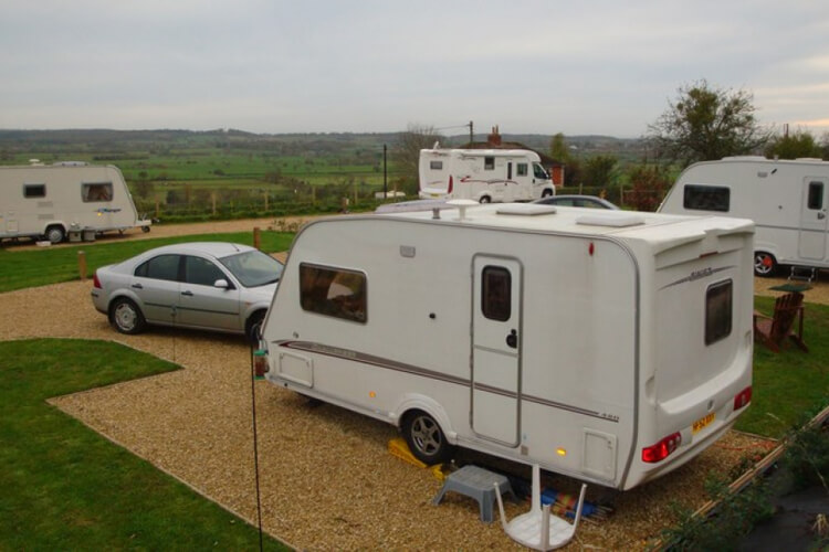 Glastonbury Cottages and Caravanning - Image 3 - UK Tourism Online