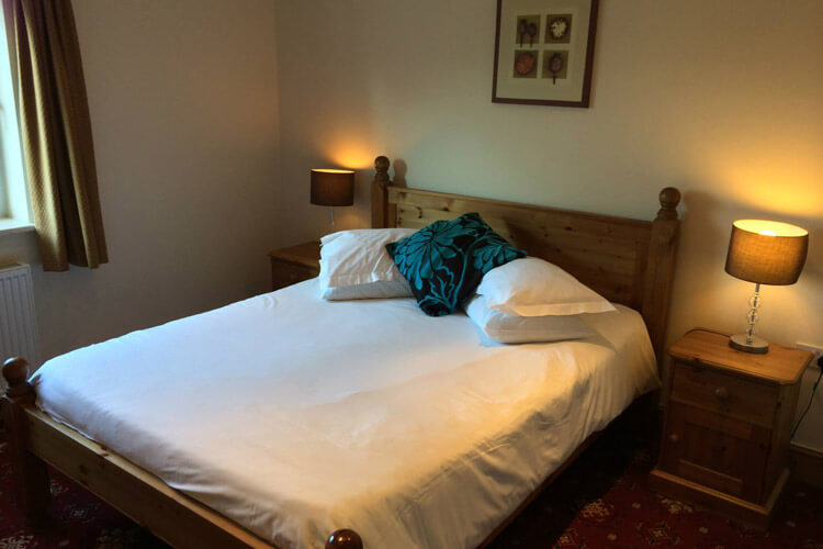 Hunters Lodge Inn - Image 2 - UK Tourism Online