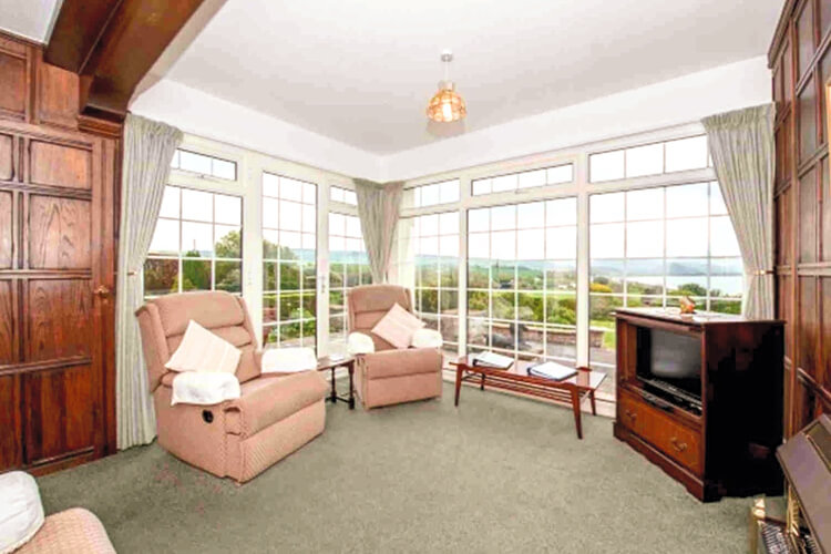 Huntingball Lodge Self Catering in Dunster