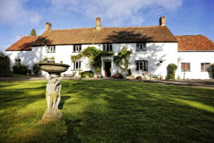 Langaller Manor House - Image 1 - UK Tourism Online
