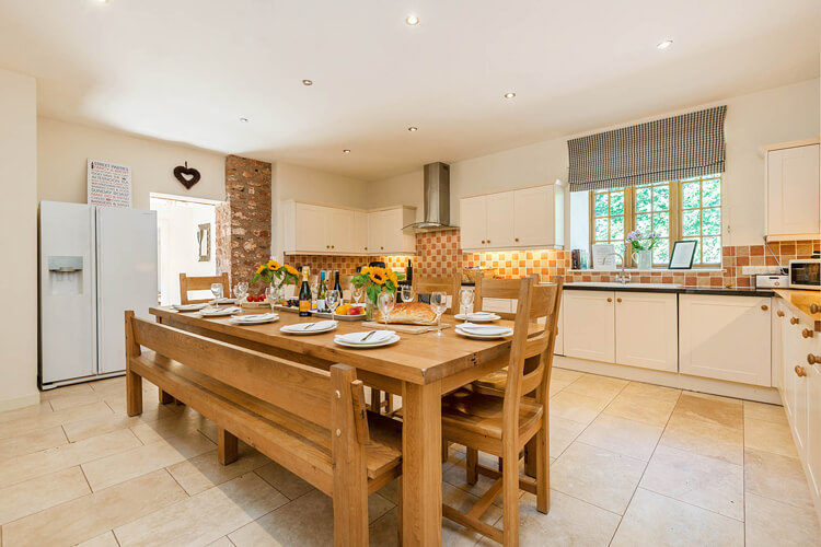 Lavender Hill Holiday Cottages - Image 2 - UK Tourism Online