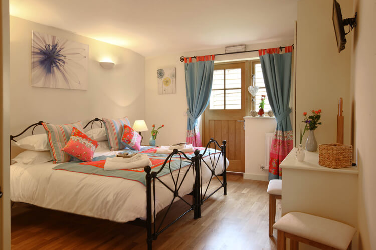 Lavender Hill Holiday Cottages - Image 3 - UK Tourism Online