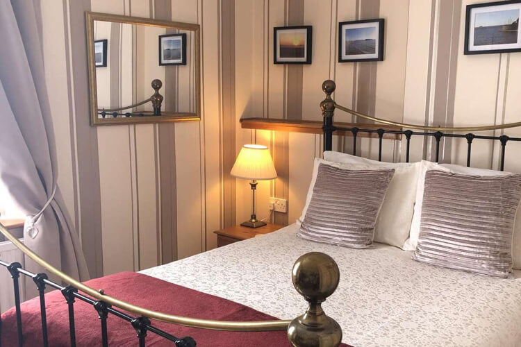 Linden Lodge Guest House - Image 5 - UK Tourism Online