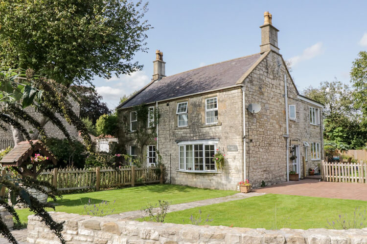 Magnolia Cottage Cottage in Radstock