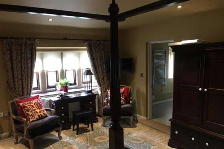 Maplestone Hall - Image 4 - UK Tourism Online