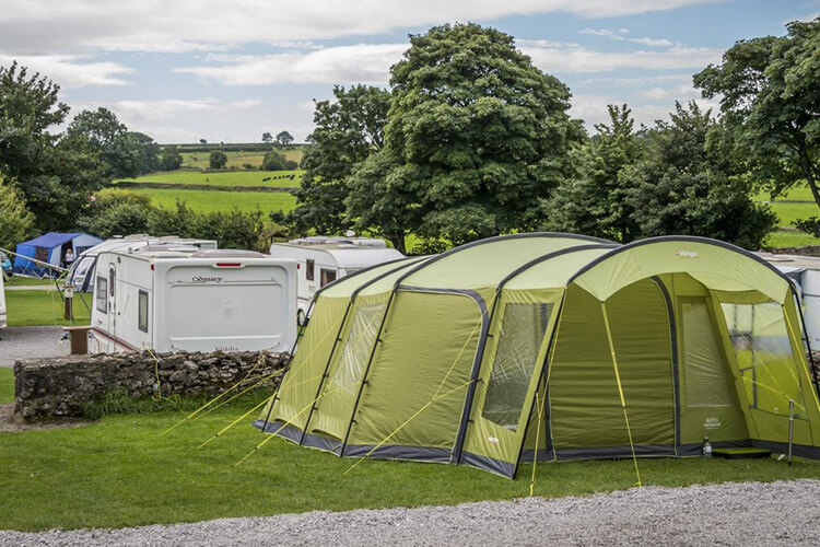 Mendip Heights Camping & Caravan Park - Image 3 - UK Tourism Online